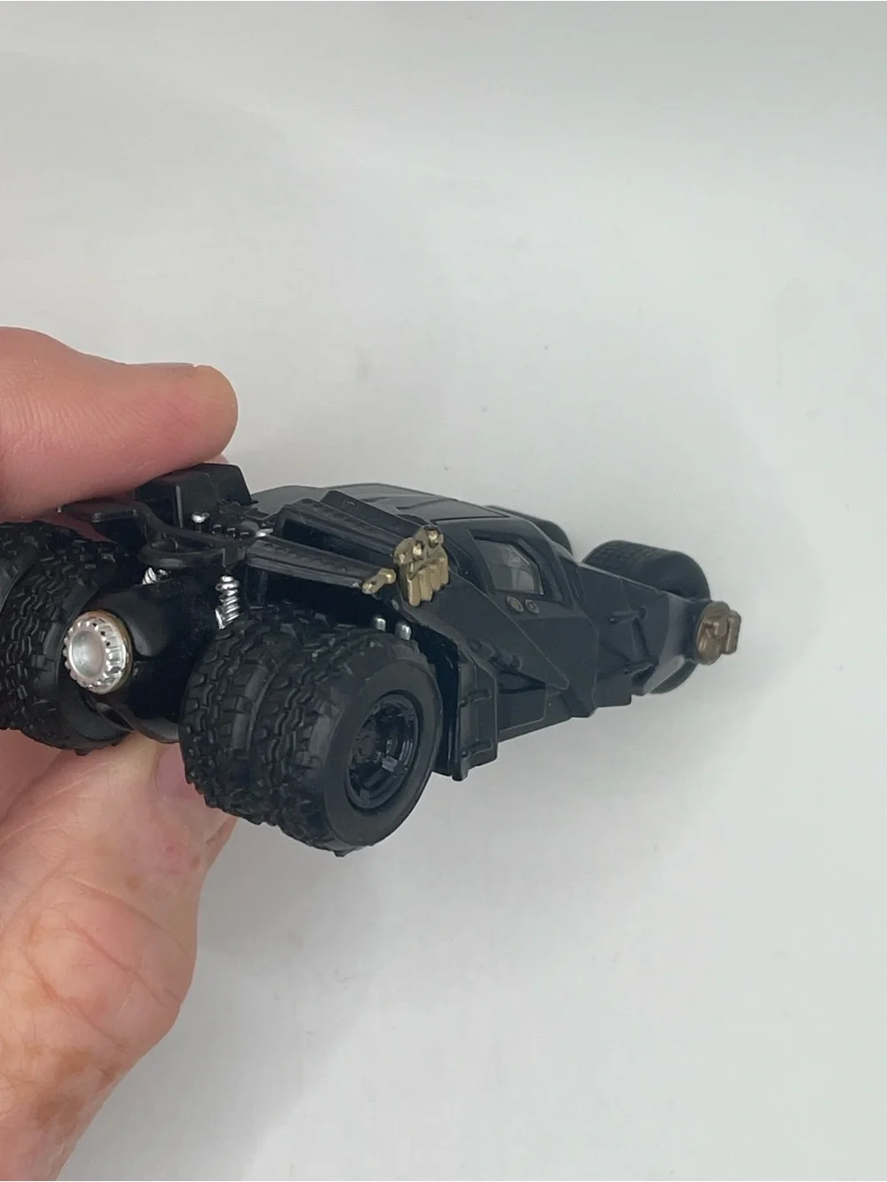 Hot Wheels Batmobile Tumbler 1:50 Scale DKL27